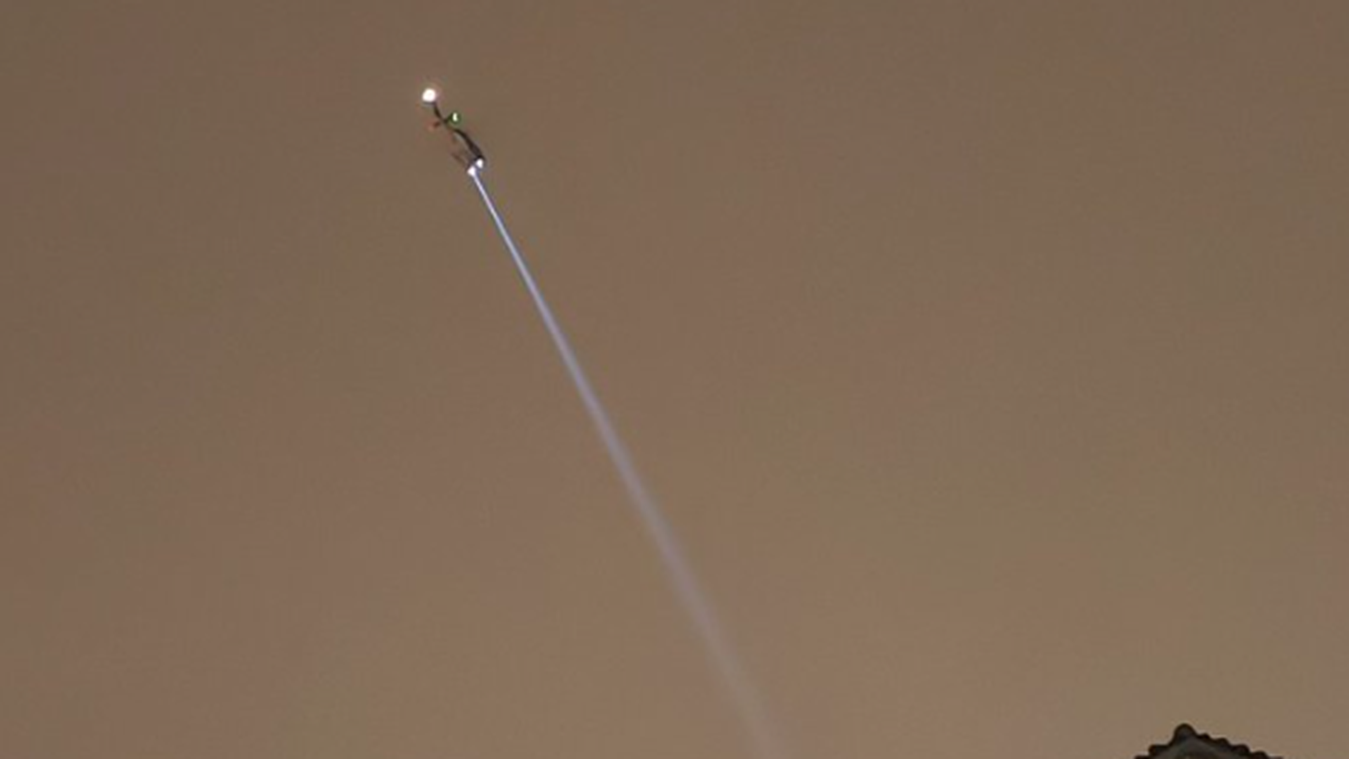 El susto de los vecinos del Movistar Arena de Madrid tras un simulacro de la Policía Nacional de madrugada: "Un ruido infernal"