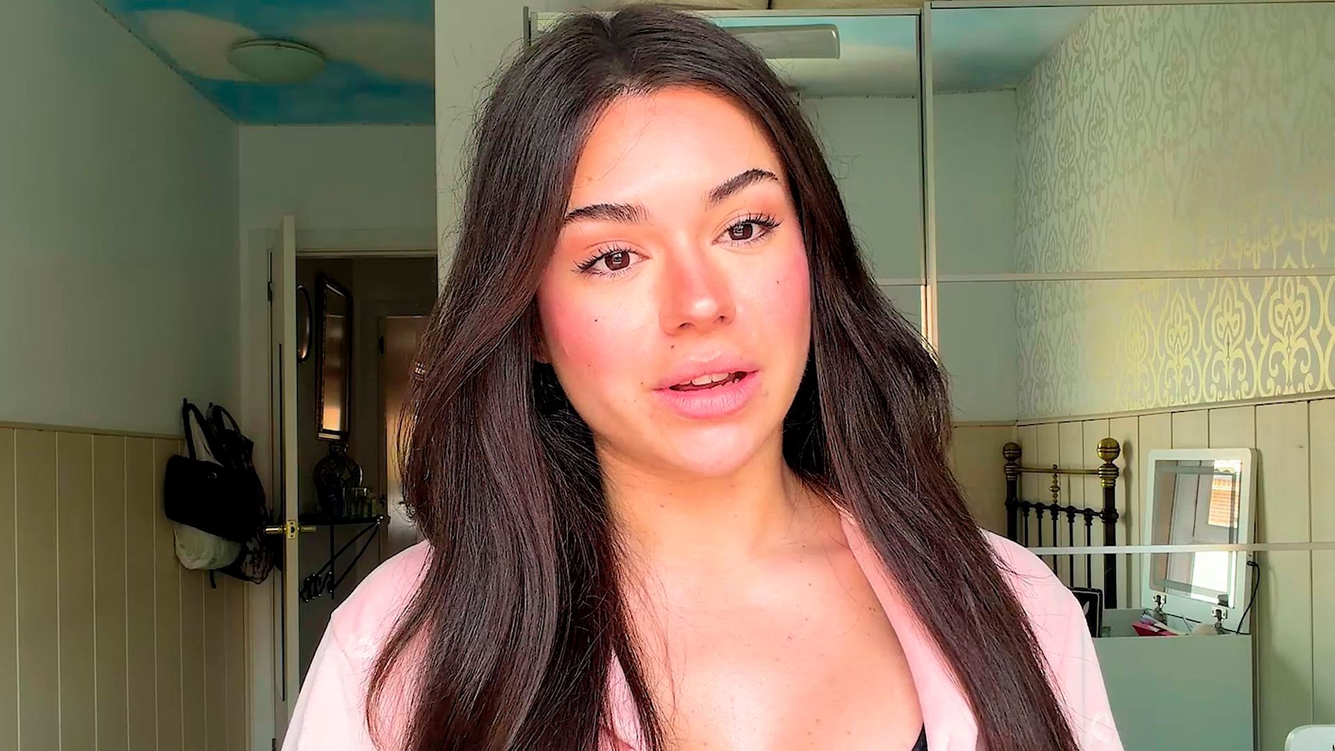 Helena actualiza su relación con sus excompañeras de ‘LIDLT’ Con garra by Helena Arauz Temporada 1 Top Videos 7