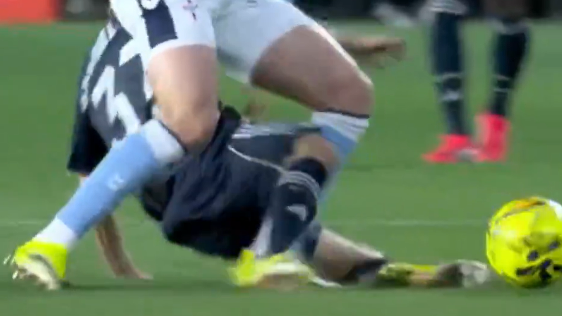 La entrada de Manuel Ángel a Fer López