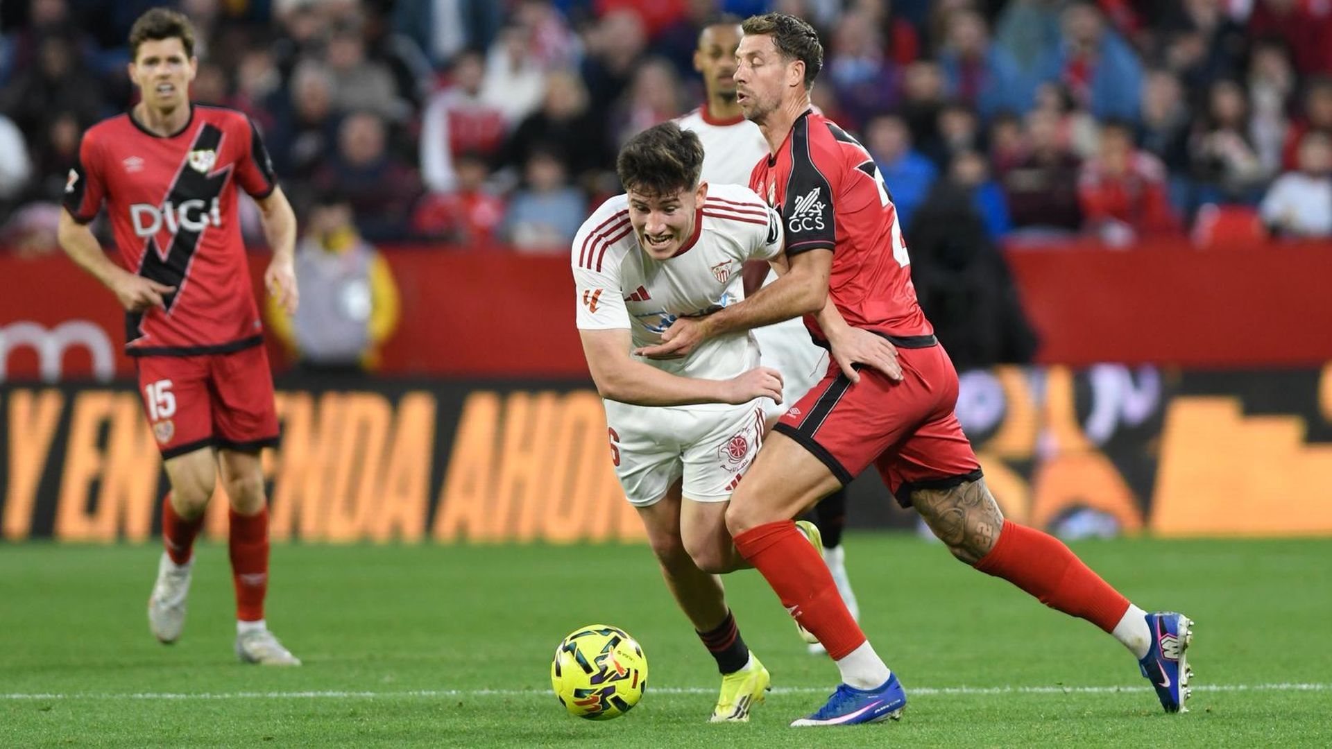 Oso, ante el Rayo Vallecano
