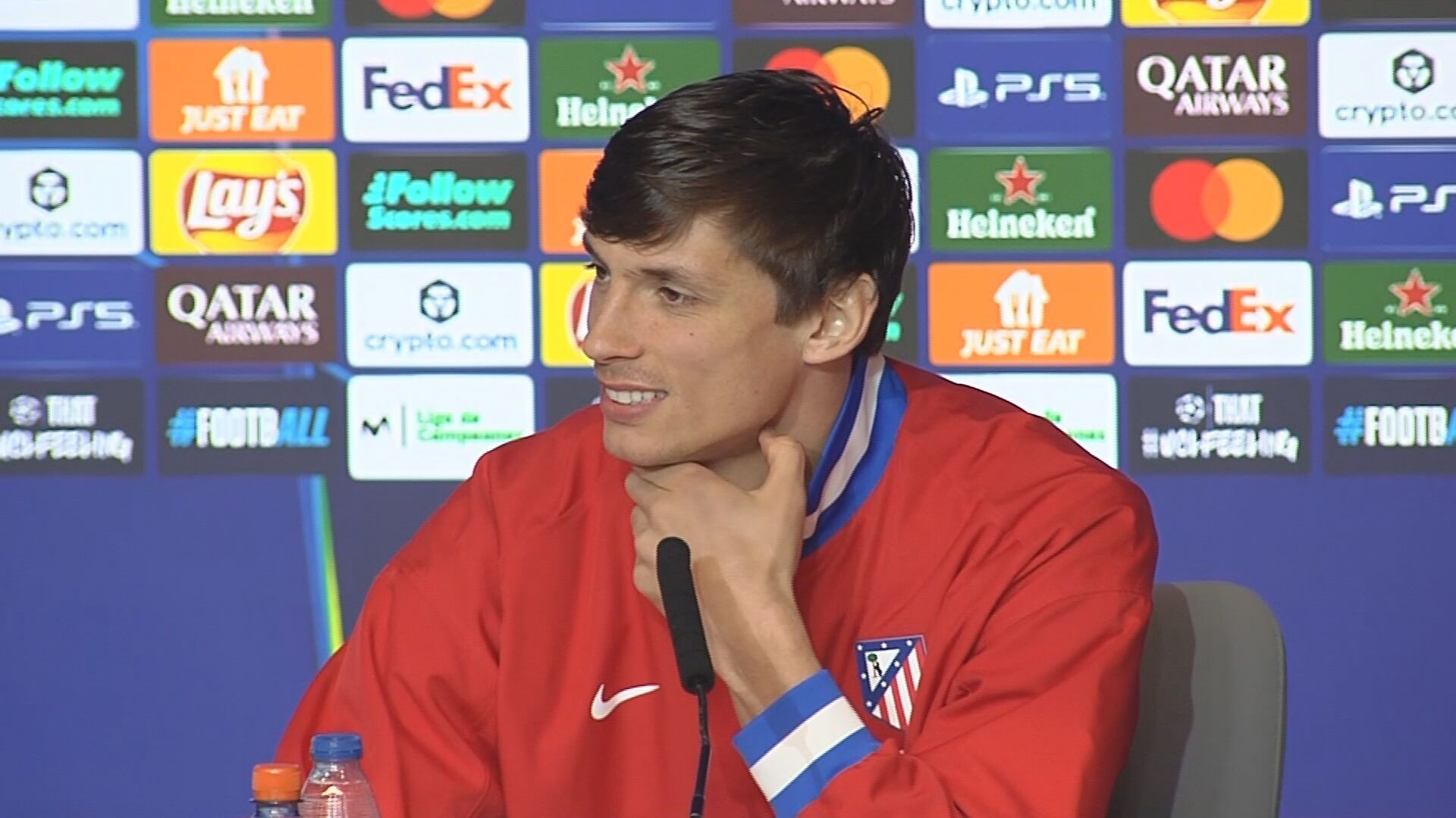 Robin Le Normand, en sala de prensa Robin Le Normand, en sala de prensa