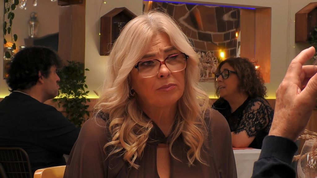 La estupefacción de una soltera de 'First Dates' al descubrir el episodio sexual más satisfactorio de su cita: "Me salió una llama azul"