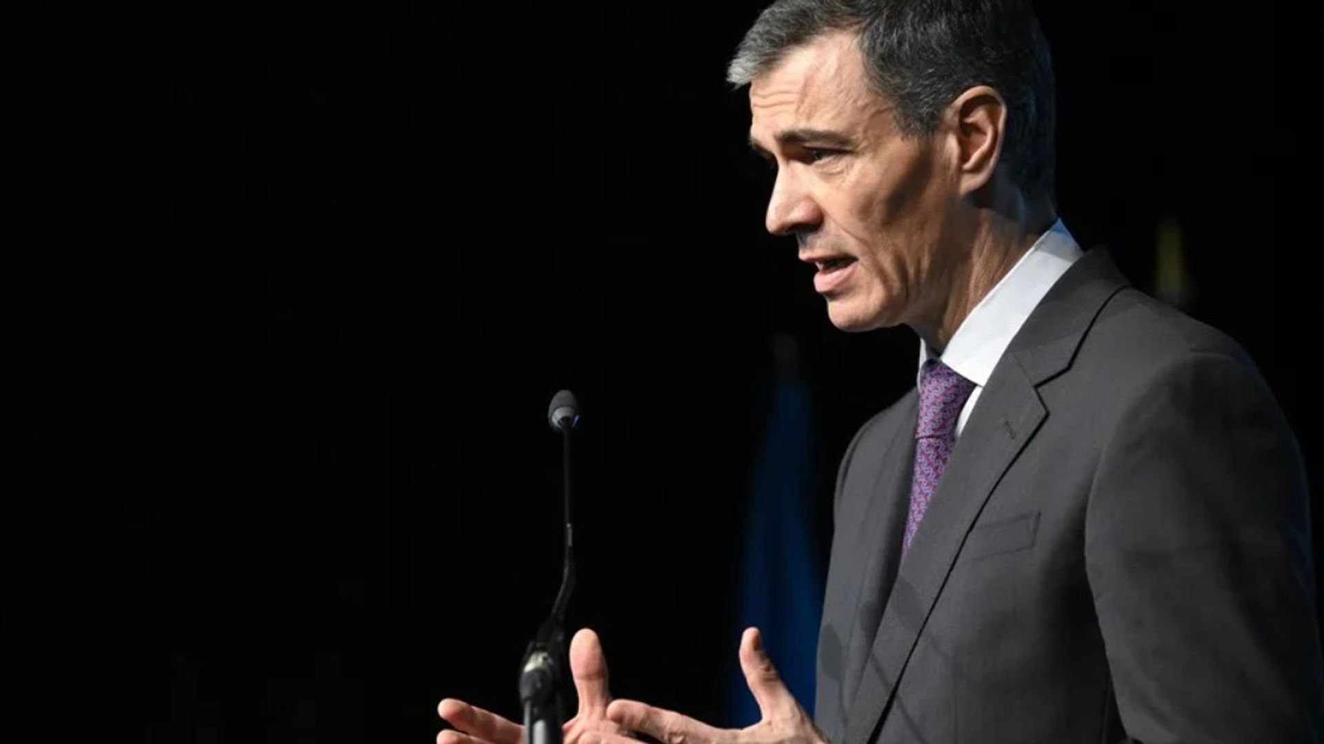 El presidente del Gobierno ha defendido el 'no a la guerra'