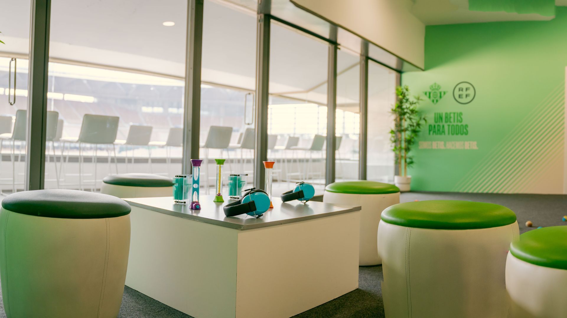 La nueva sala para aficionados con autismo en La Cartuja