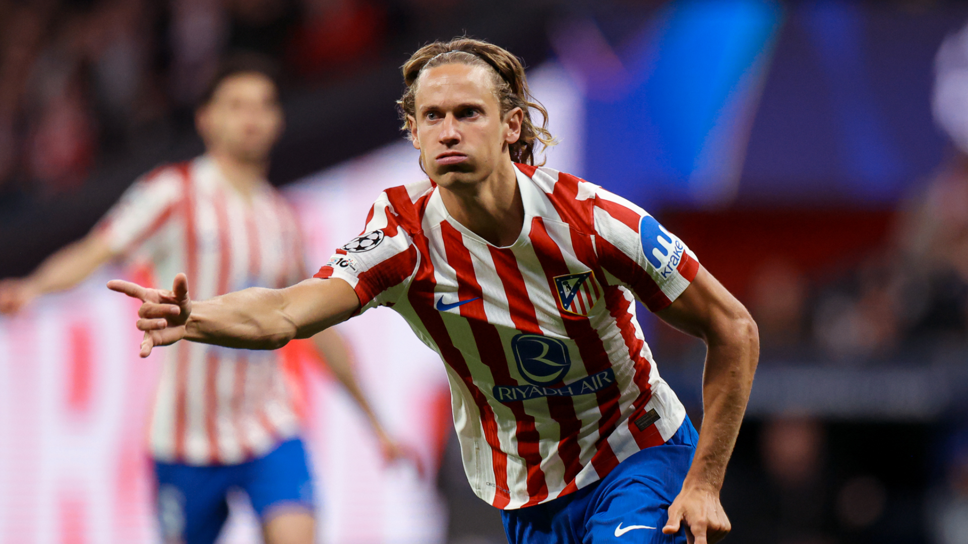 Marcos Llorente celebra un gol del Atlético ante el Tottenham