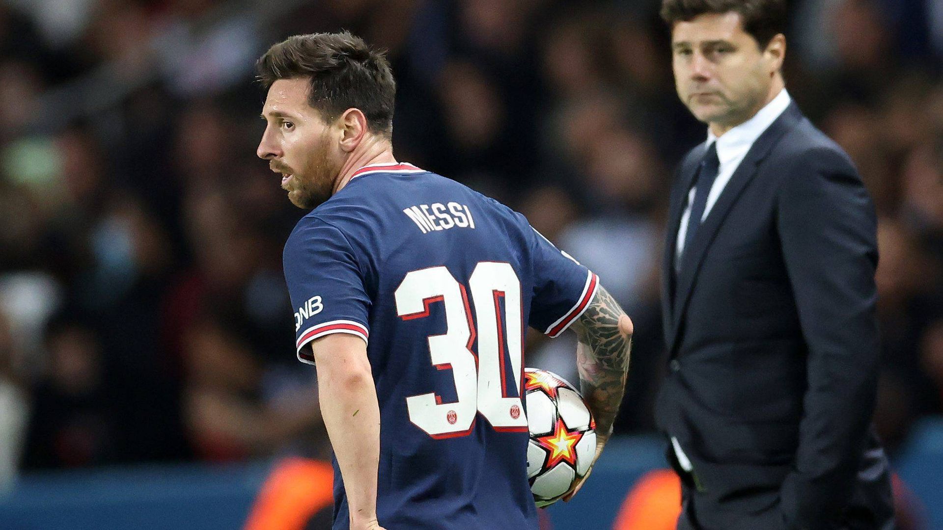 Mauricio Pochettino y Leo Messi, durante un partido del PSG