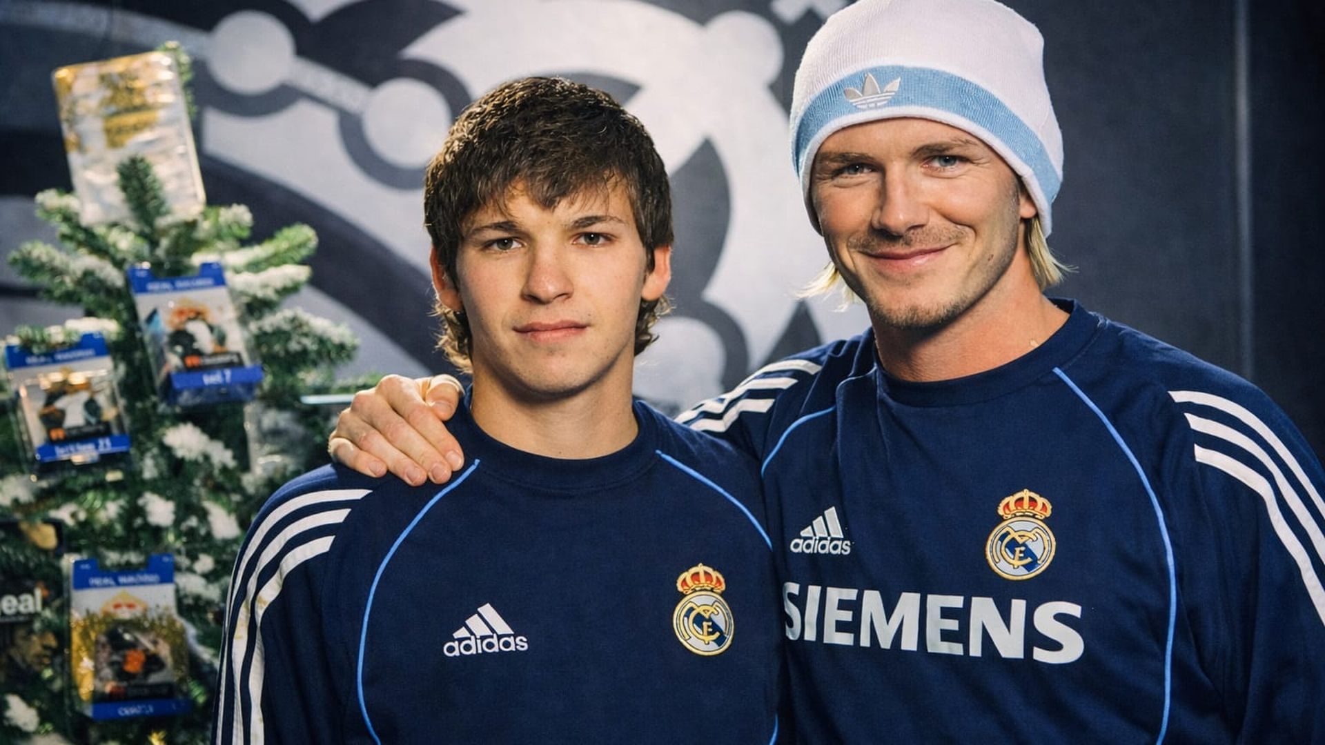 Rafael Carrasco junto a David Beckan en los vestuarios del Real Madrid