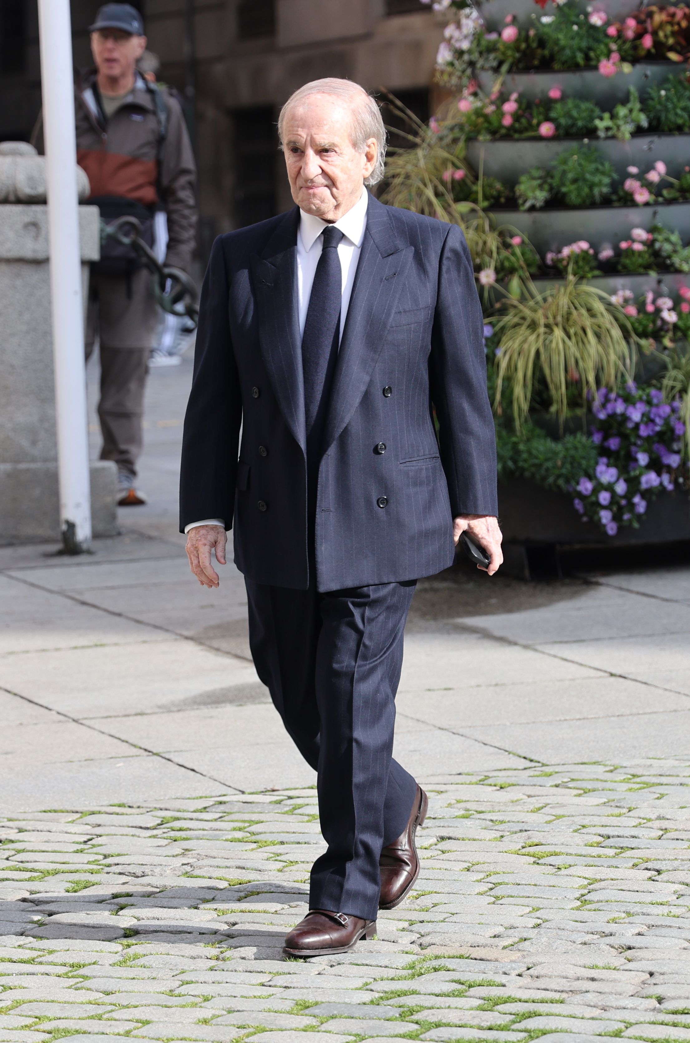 José María García, en la capilla ardiente de Raúl del Pozo
