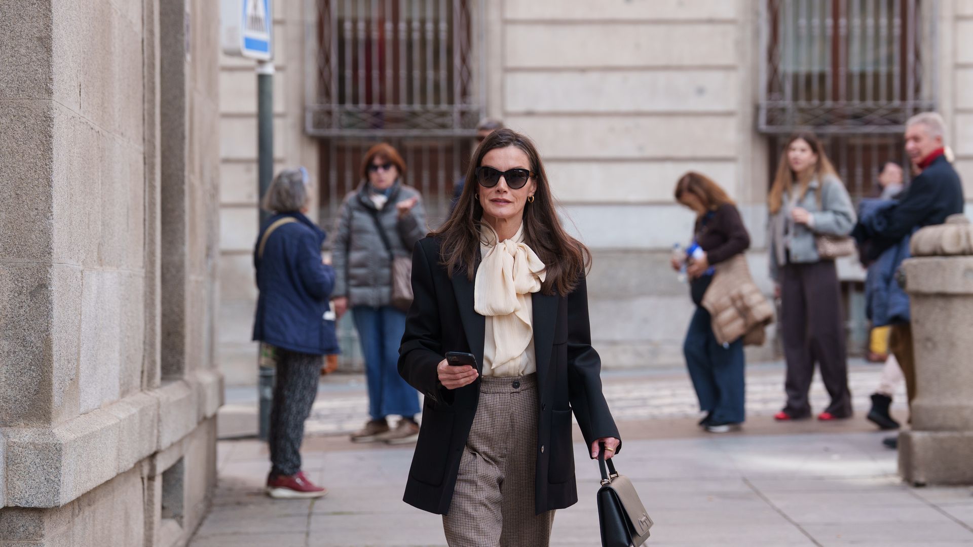 La reina Letizia, en la capilla ardiente de Raúl del Pozo