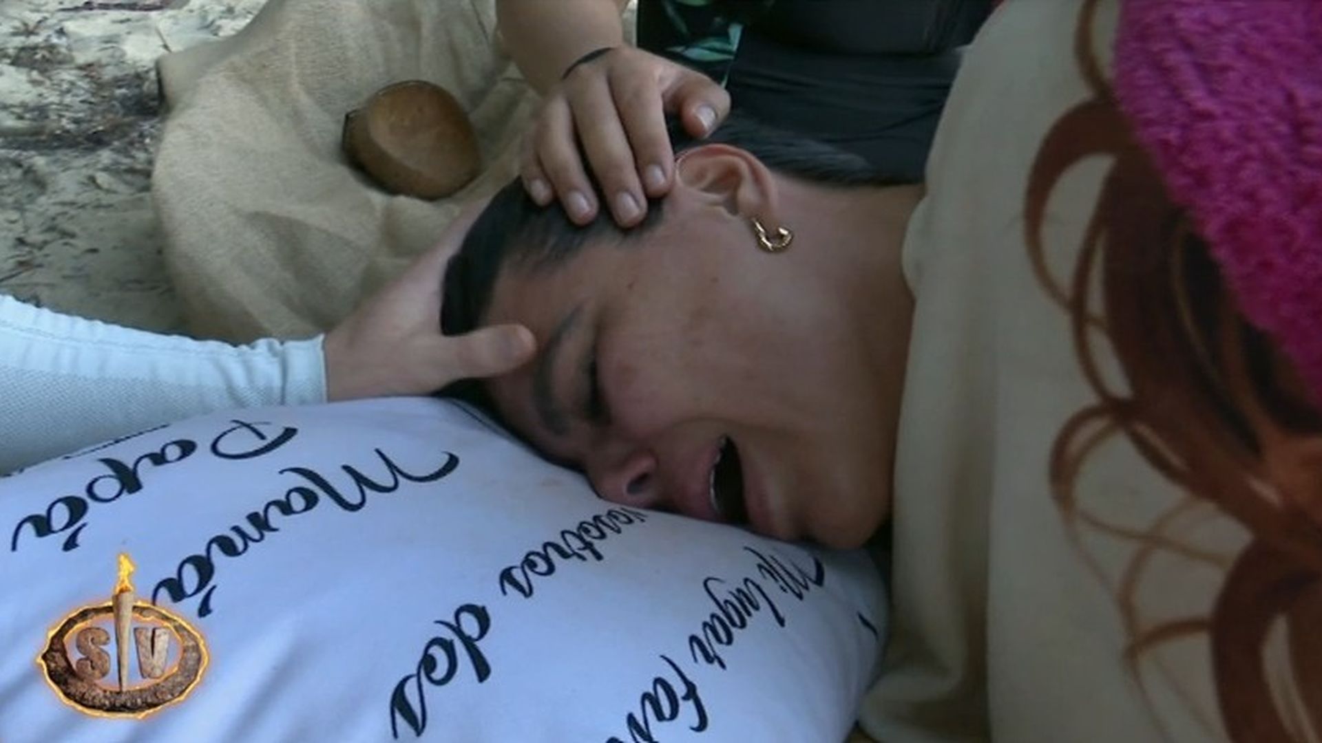 La secuencia completa de todo lo que le ocurrió a Marisa Jara y su posterior evacuación: "Me duele mucho"