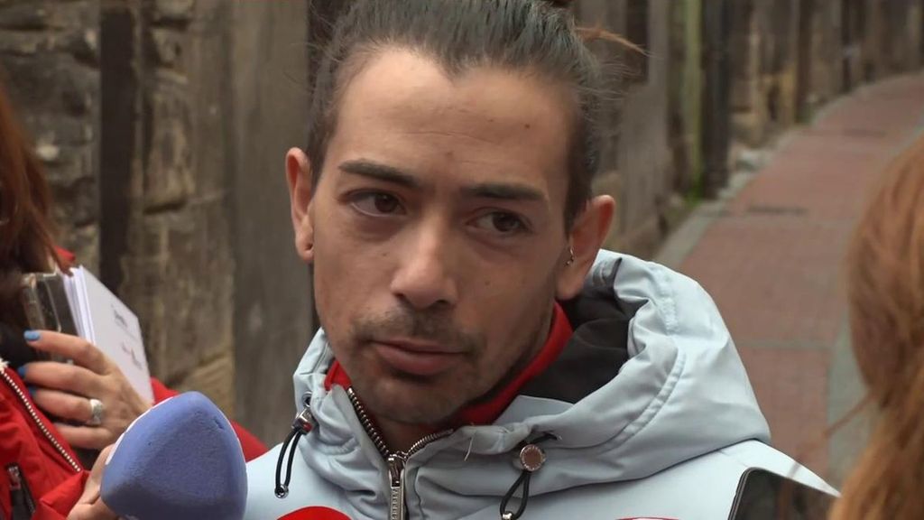 Mauro Torres, padre de los dos menores heridos en el incendio de Miranda: “Fuimos al balcón y me tiré al primer piso; necesitaba salvar a mi familia”