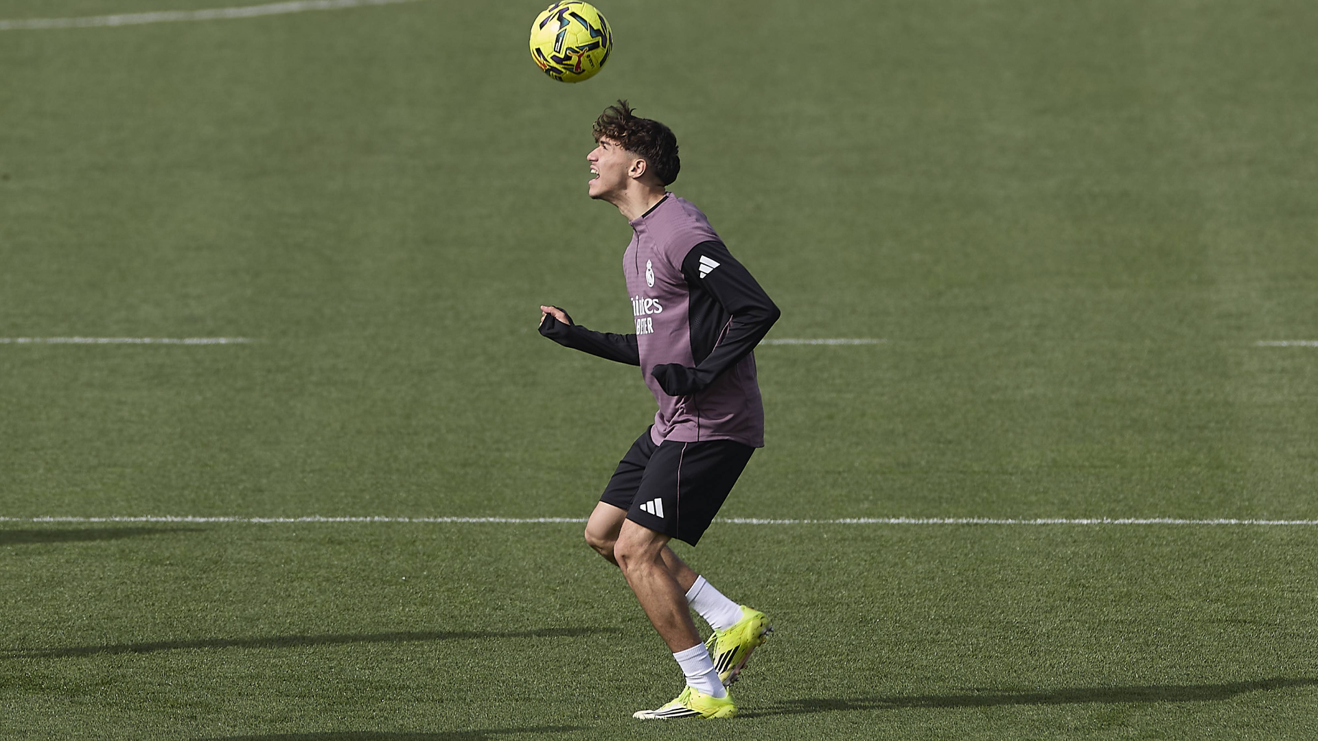 Thiago Pitarch, en un entrenamiento del Real Madrid