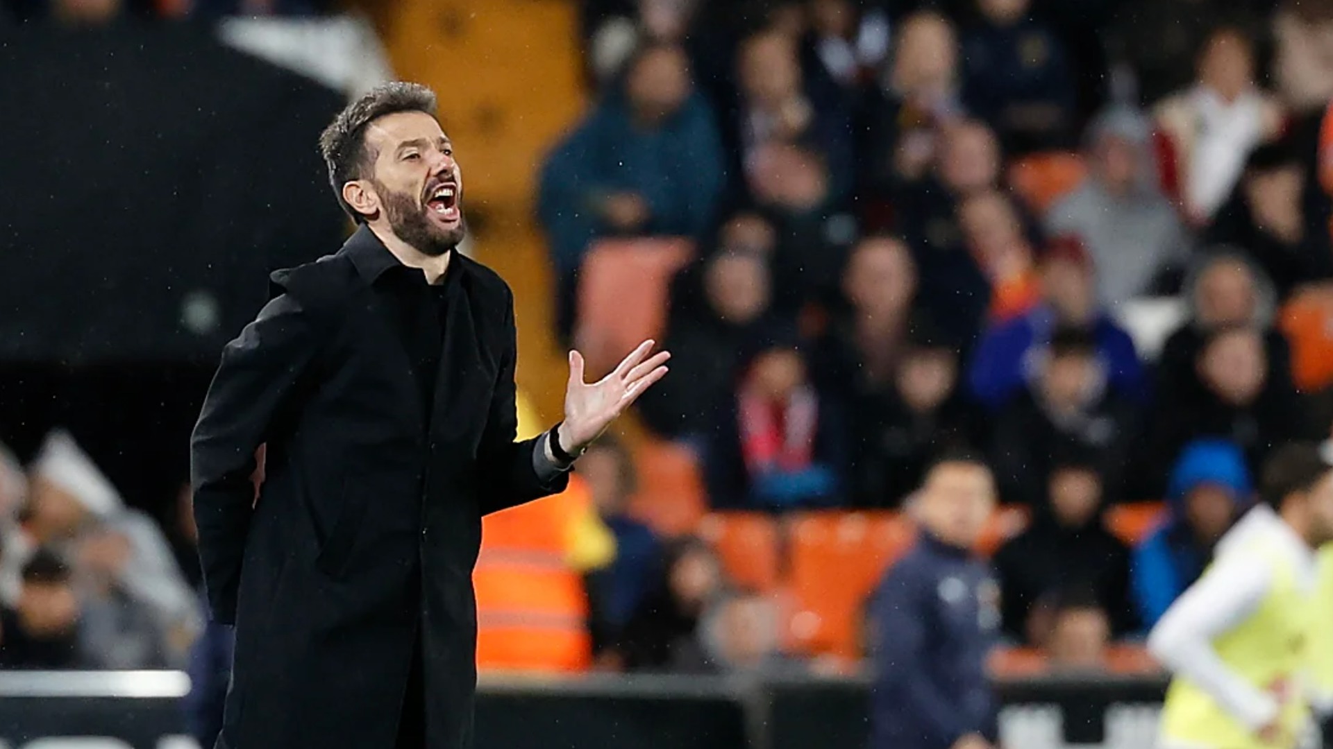 Carlos Corberán en Mestalla