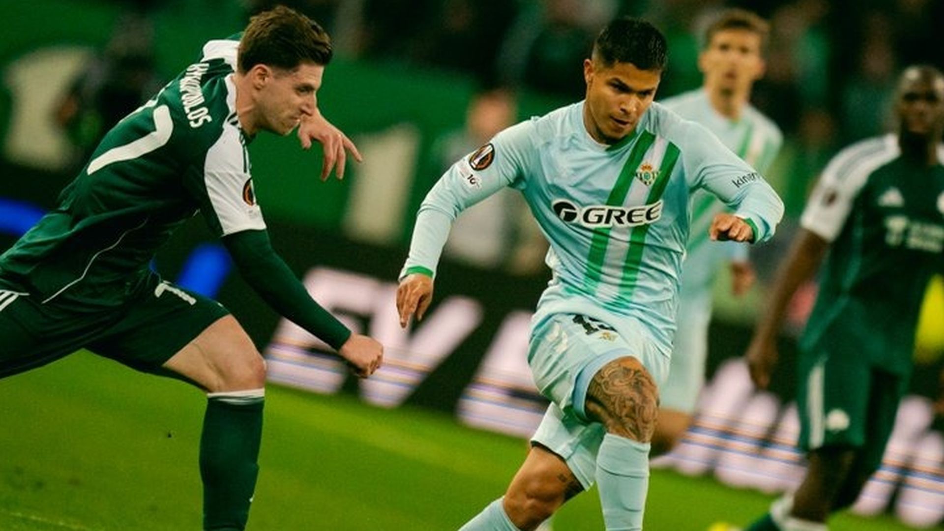 Cucho Hernández, en el Panathinaikos-Betis