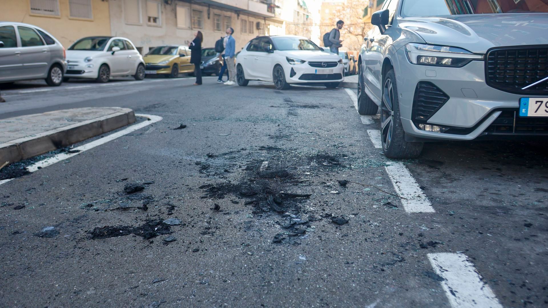 Muere un hombre al recibir un impacto de bala en el balcón de su casa en Alicante