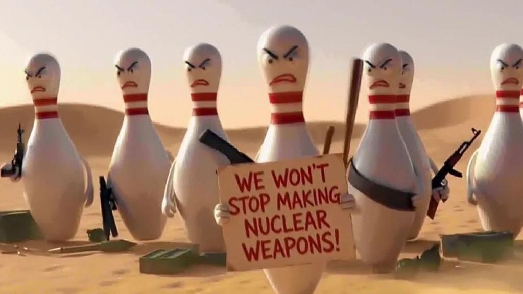 Trump vende Furia Épica con vídeos de bolos y China le contesta con palomas de la paz prisioneras