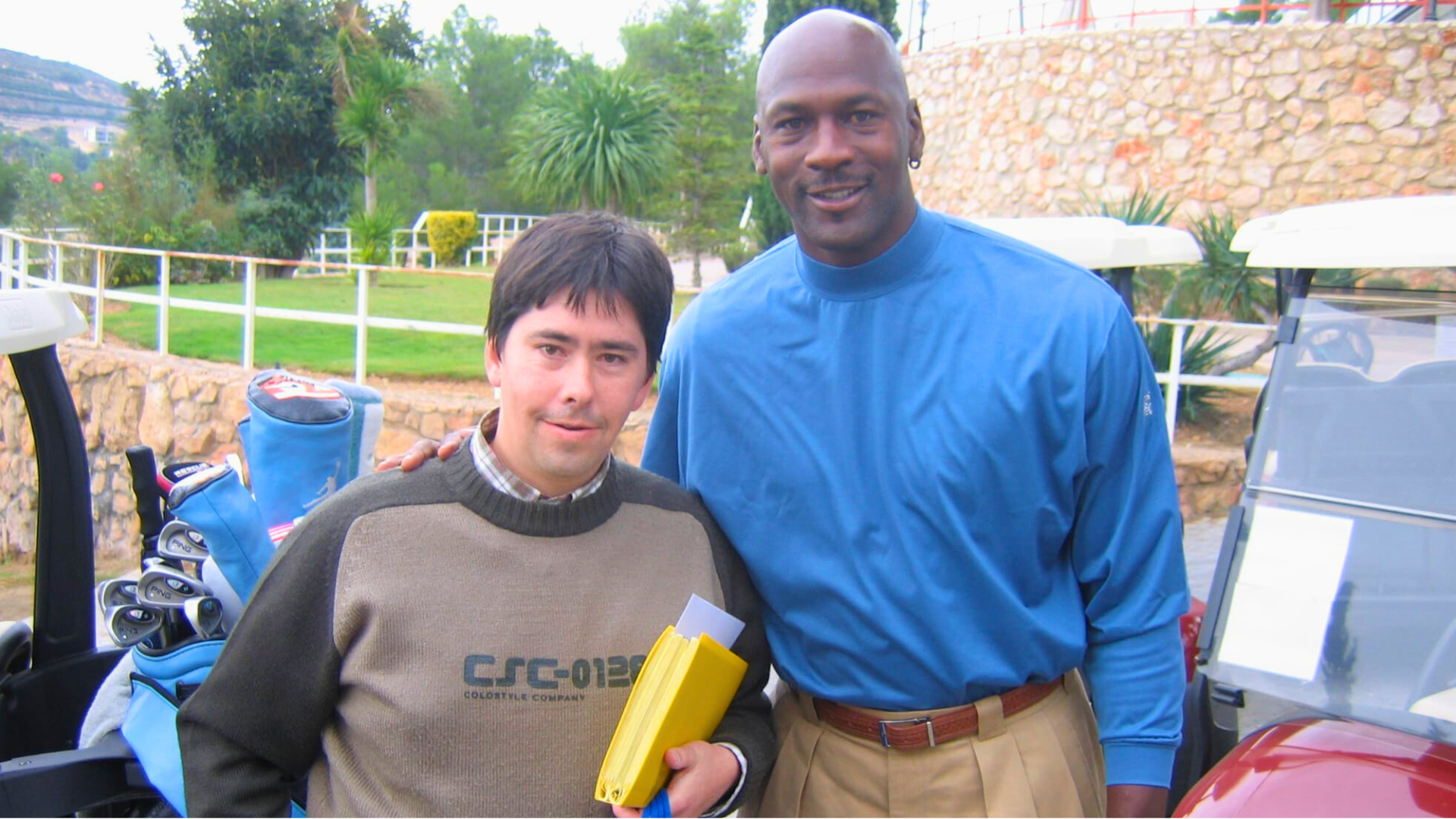 Ander Azcárate, junto a Michael Jordan en Valencia