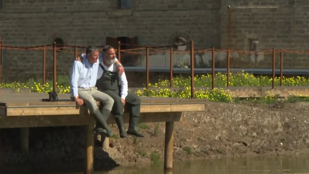 El chef Ángel León recupera la marisma de San José para crear un huerto marino