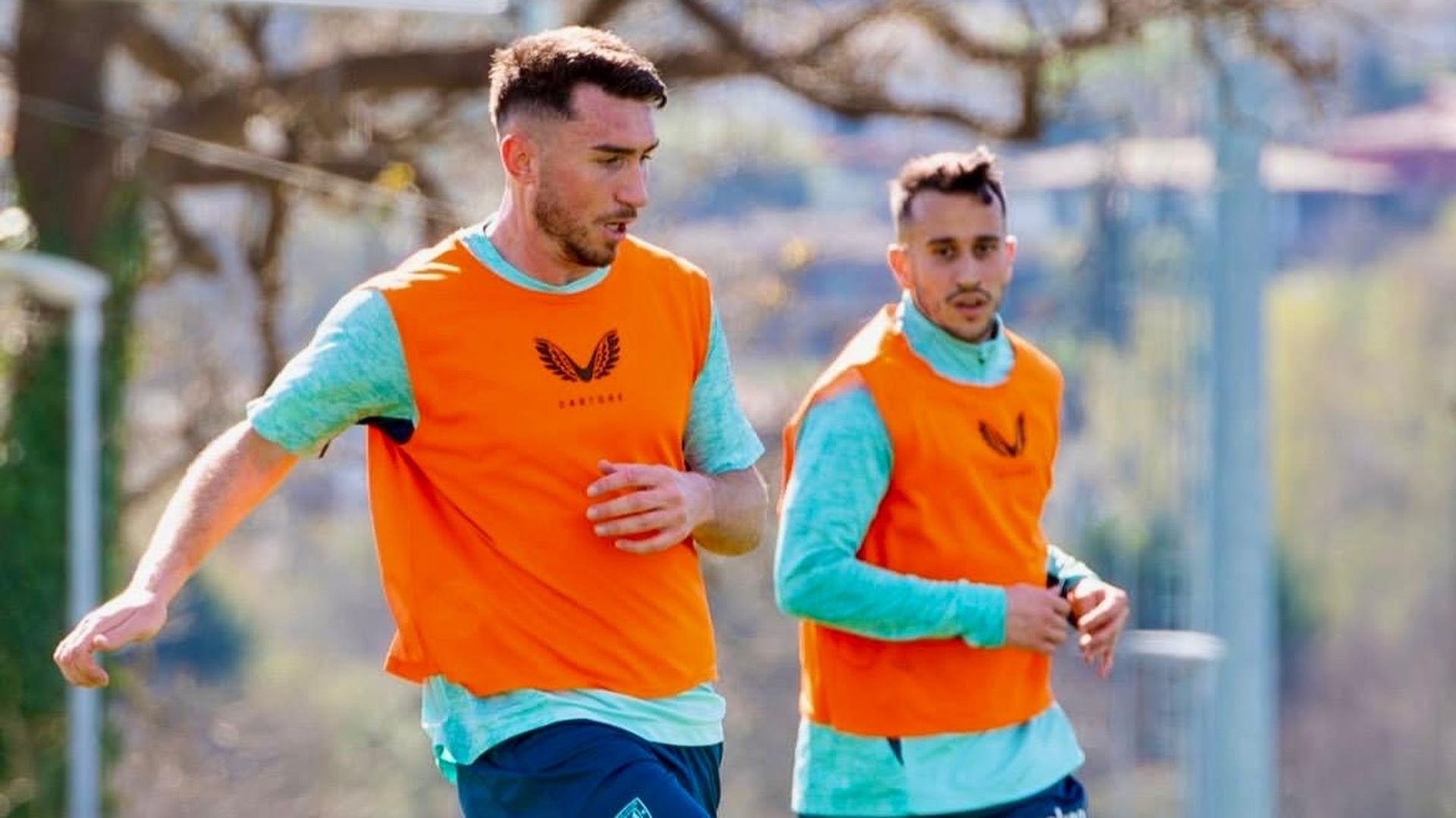 Conducción de Aymeric Laporte en un entrenamiento en Lezama
