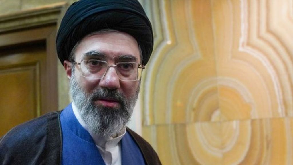El mensaje del líder Supremo de Irán aviva las sospechas sobre su estado: qué se sabe de Mojtaba Jamenei