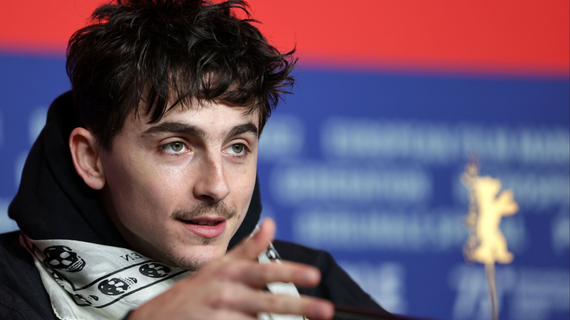 Timothée Chalamet enloquece a sus fans allá por donde va