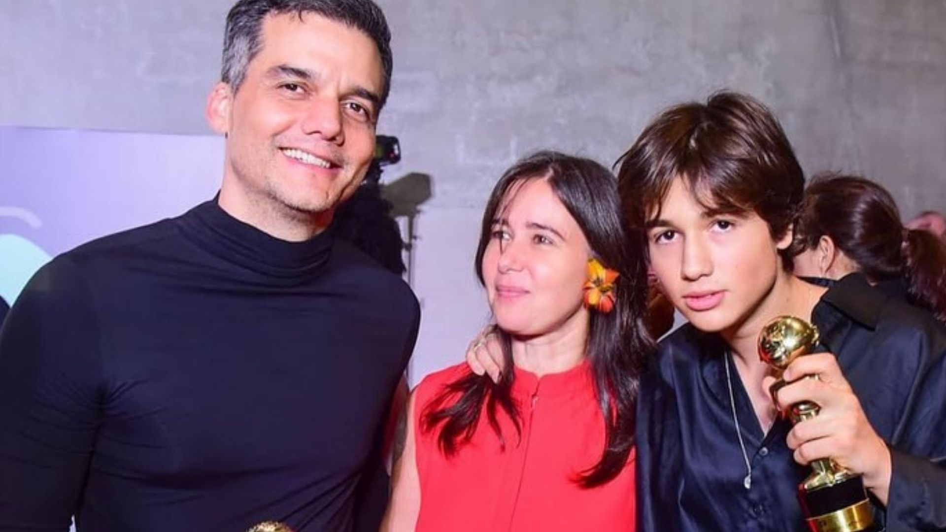 Wagner Moura, su mujer y su hijo mayor