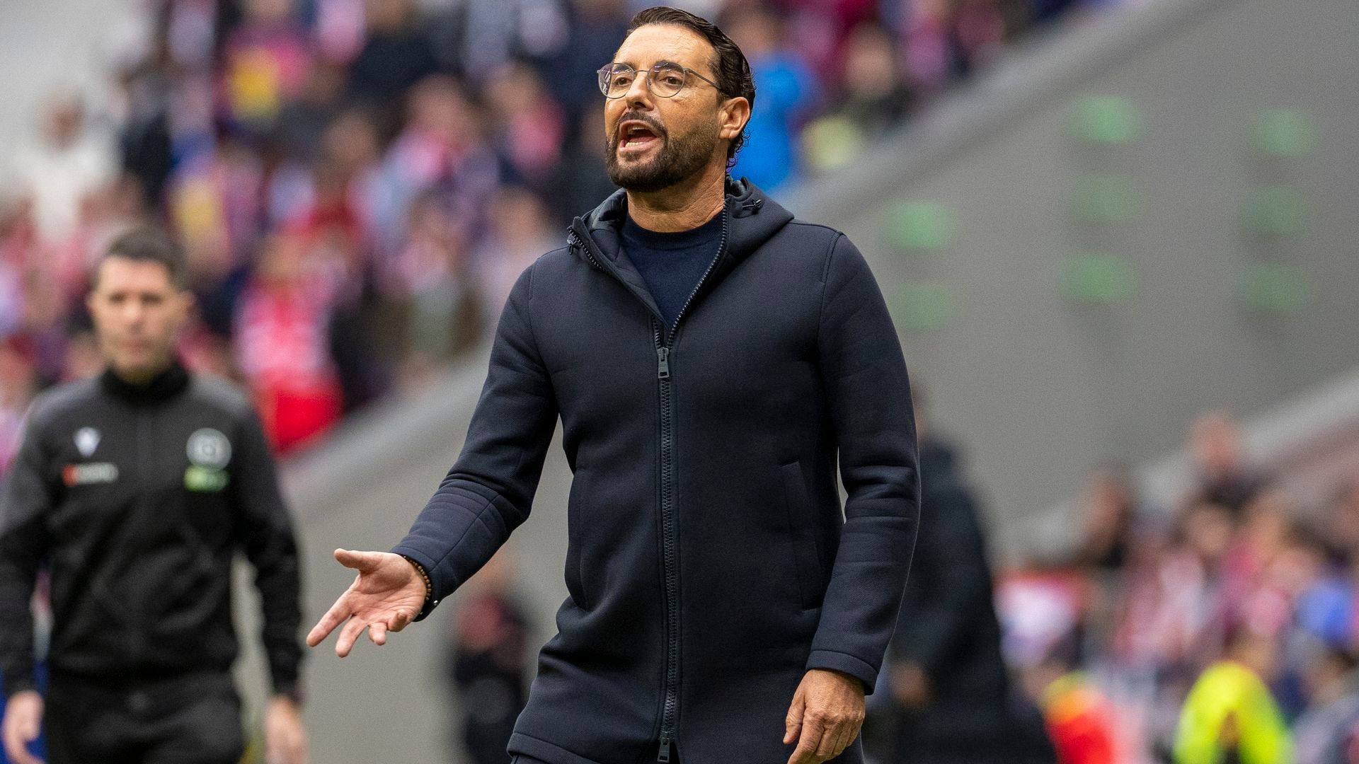 José Bordalás da indicaciones en el Atlético de Madrid-Getafe