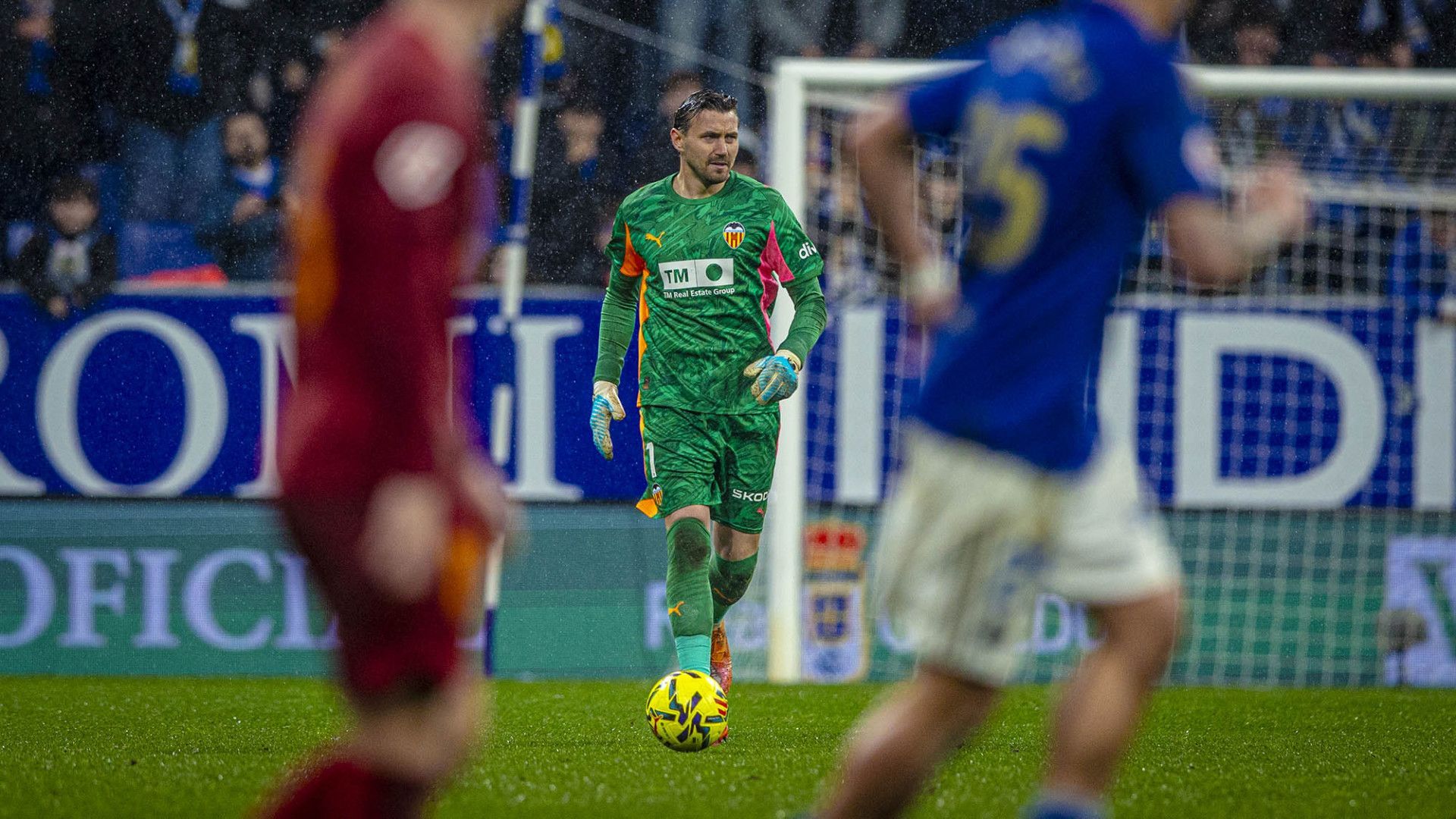 Stole Dimitrievski en Oviedo