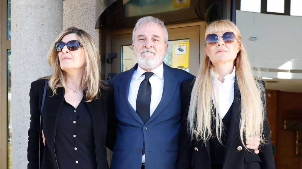 Así ha sido el emotivo adiós a Gemma Cuervo: desde Paz Vega y Maribel Verdú hasta Isabel Díaz Ayuso