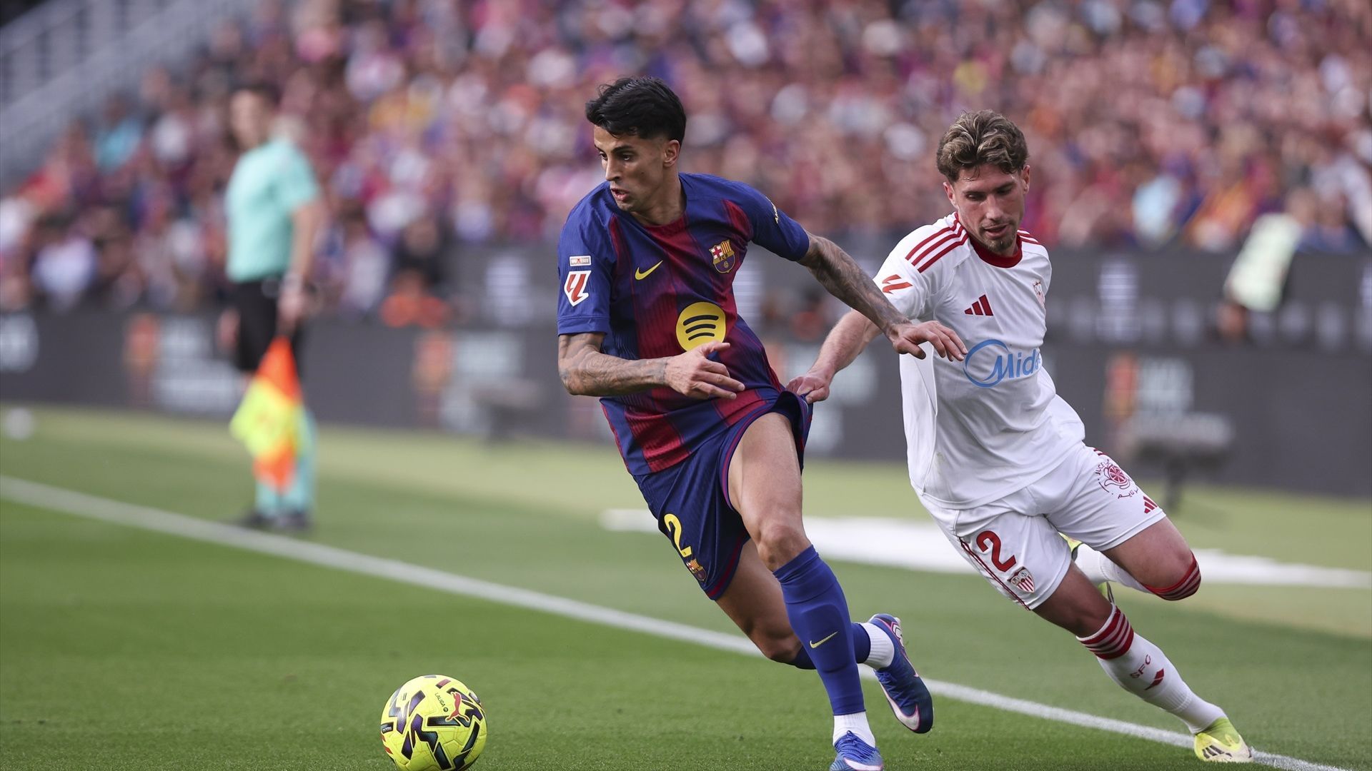 Carmona, ante Cancelo Carmona, ante Cancelo