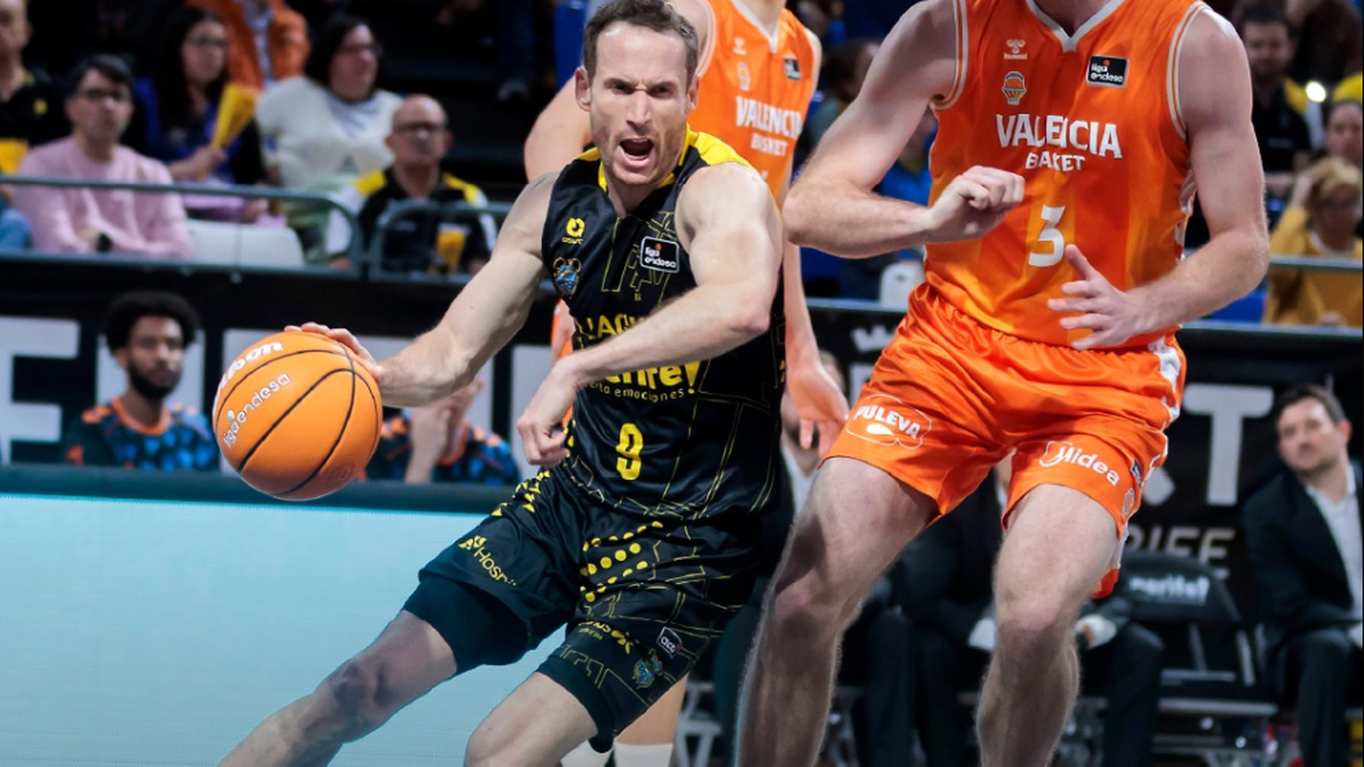 El segundo cuarto condena al Valencia Basket en Tenerife (89-71)