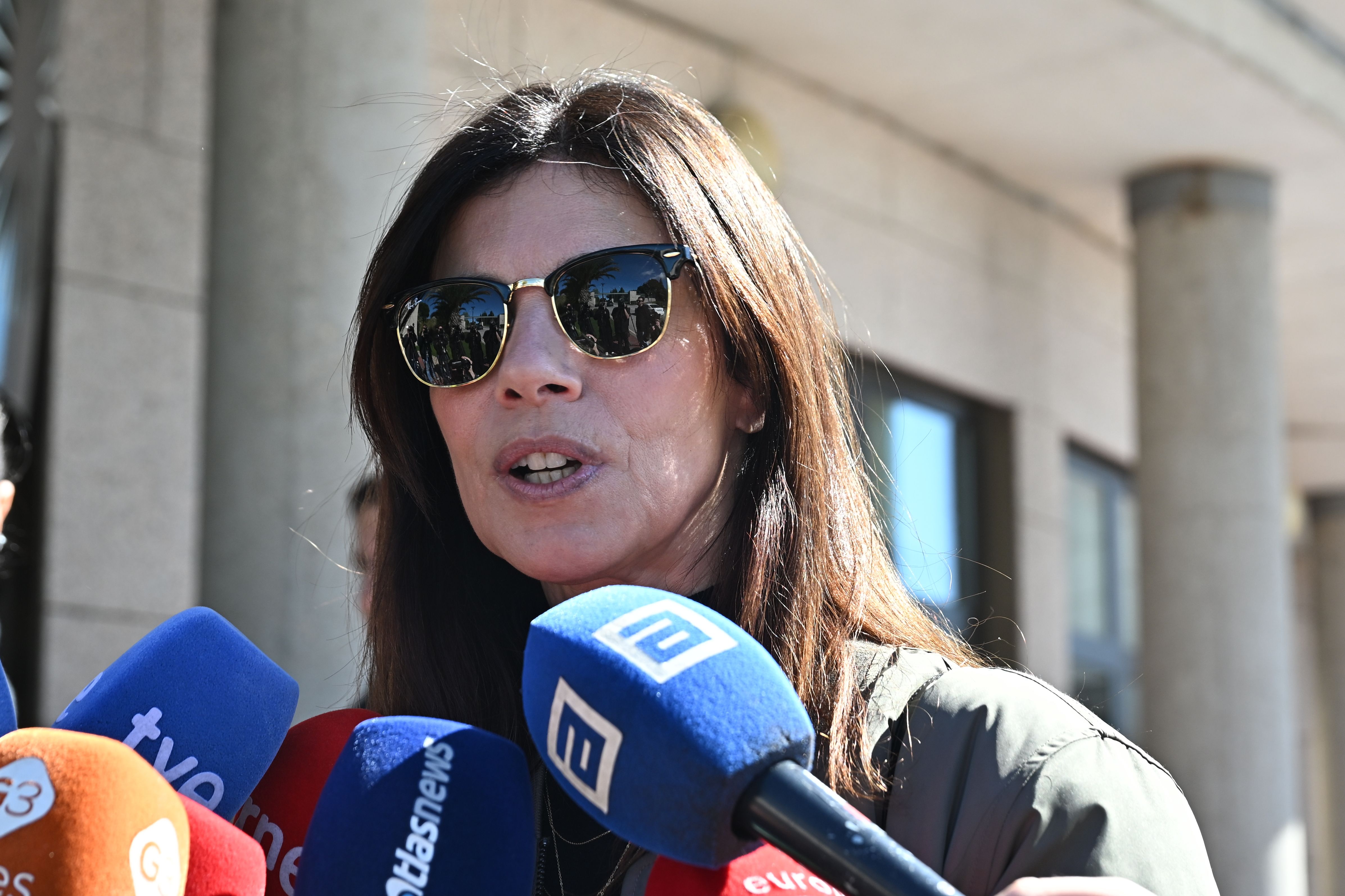 Maribel Verdú en la capilla ardiente de Gemma Cuervo