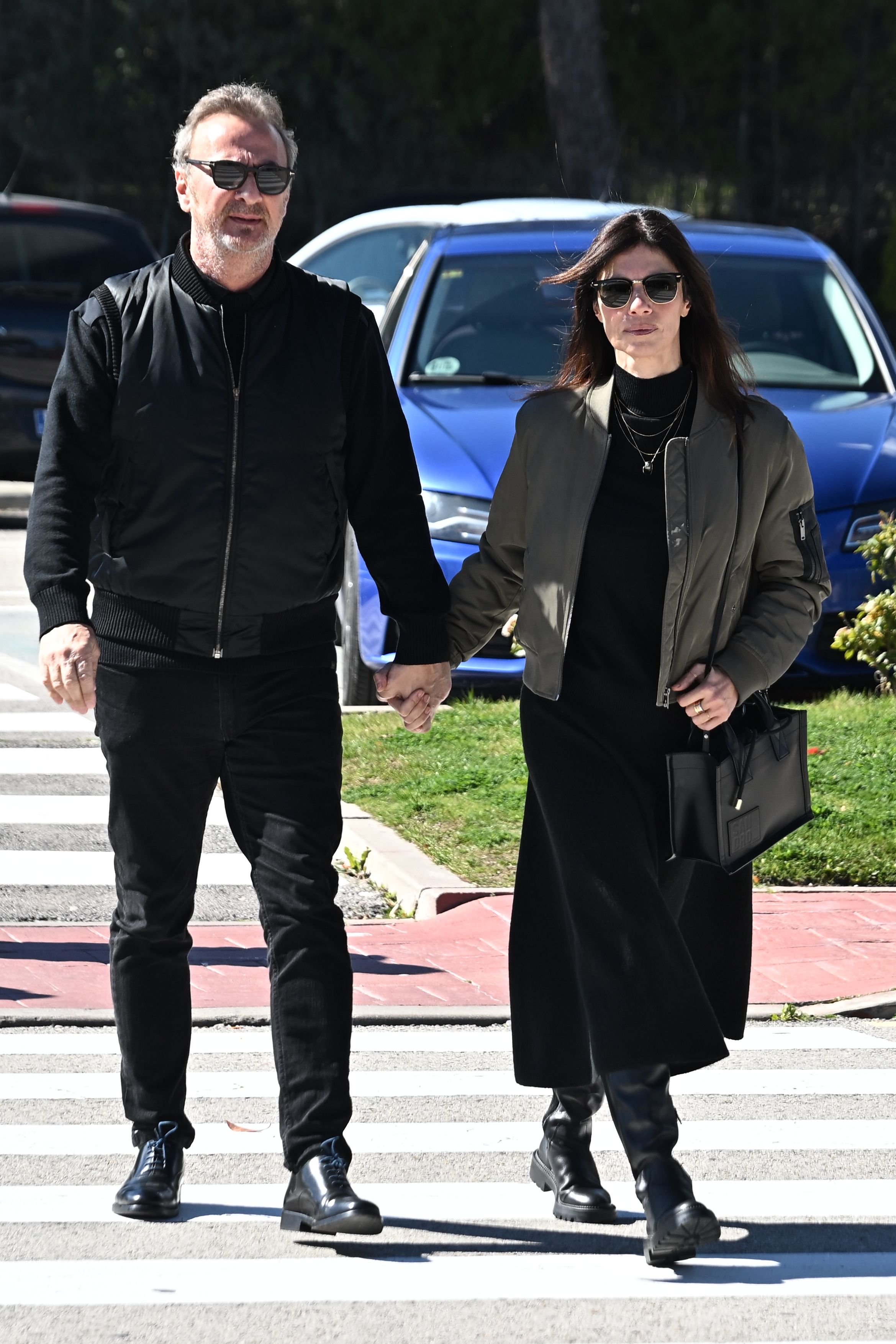 Maribel Verdú y Pedro Larrañaga en la capilla ardiente de Gemma Cuervo