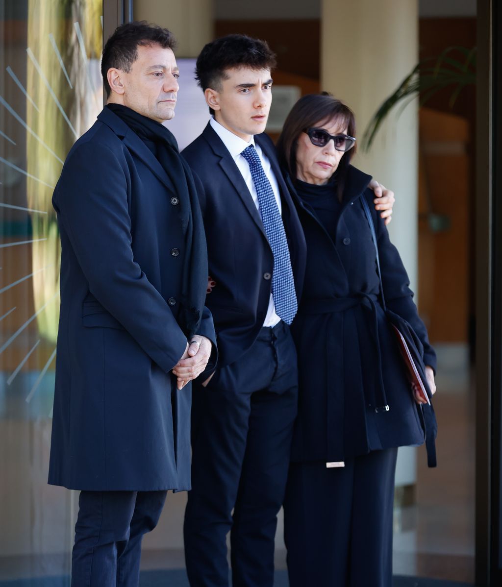 Leo Ayyashi y Omar Ayyashi en la capilla ardiente de Gemma Cuervo