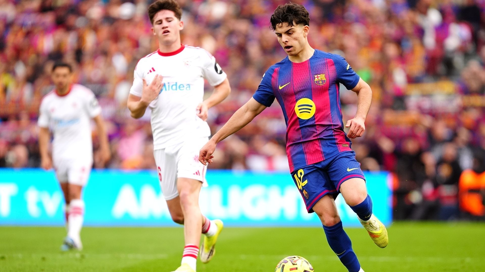 Xavi Espart, durante el Barcelona - Sevilla.