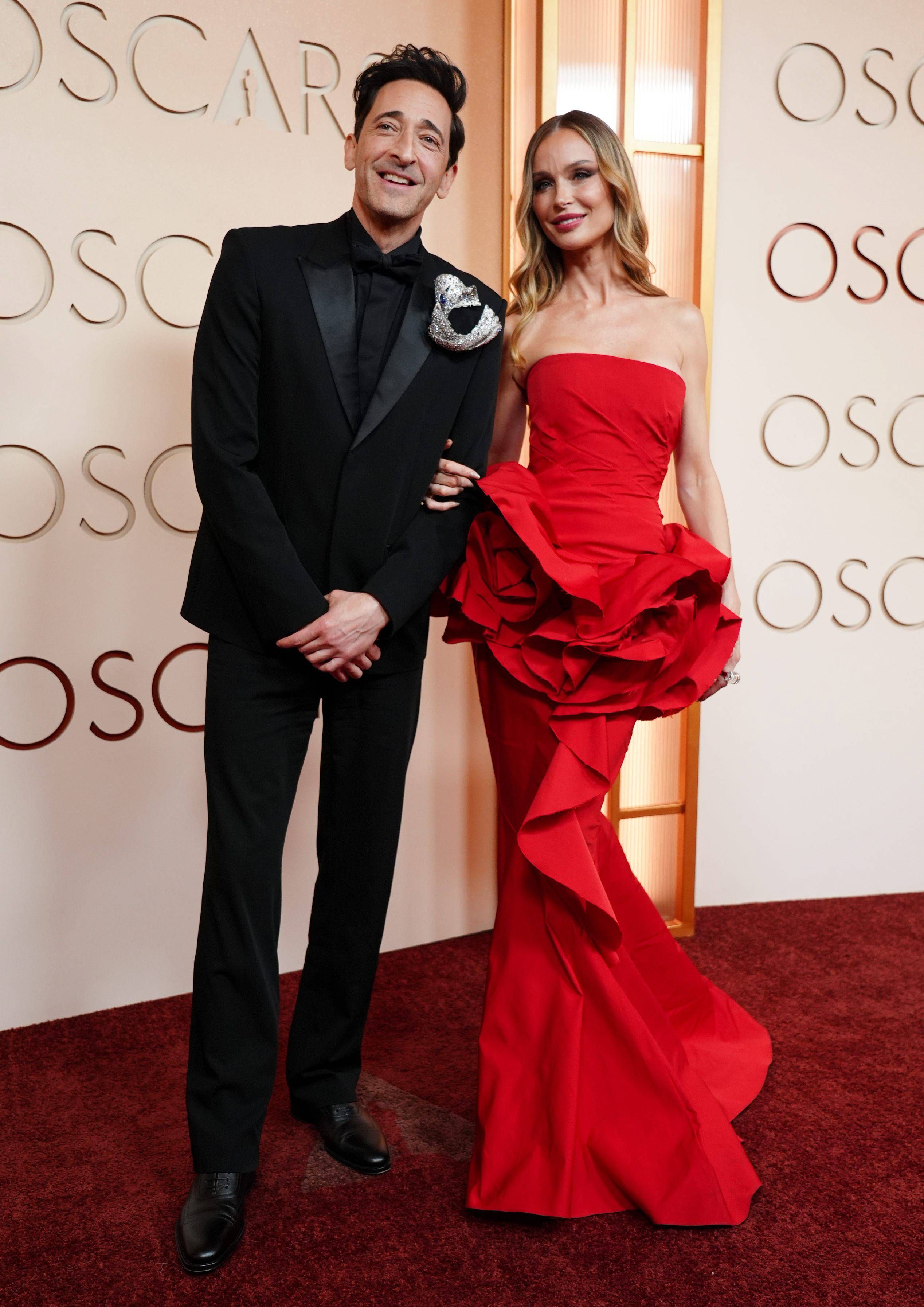 Adrien Brody y Georgina Chapman, en los Premios Oscar 2026