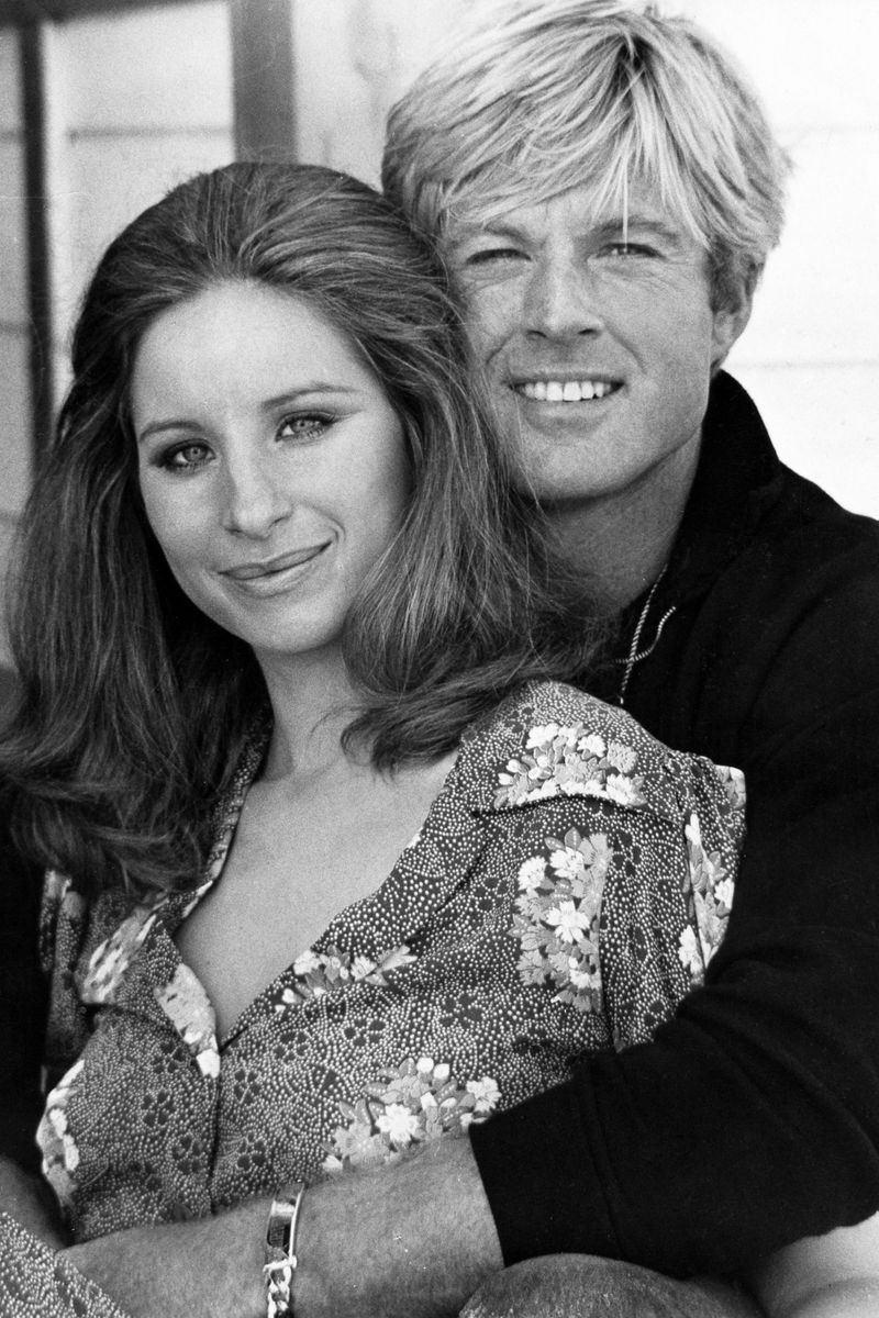 Barbra Streisand y Robert Redford en 'Tal como éramos', el filme en el que se conocieron