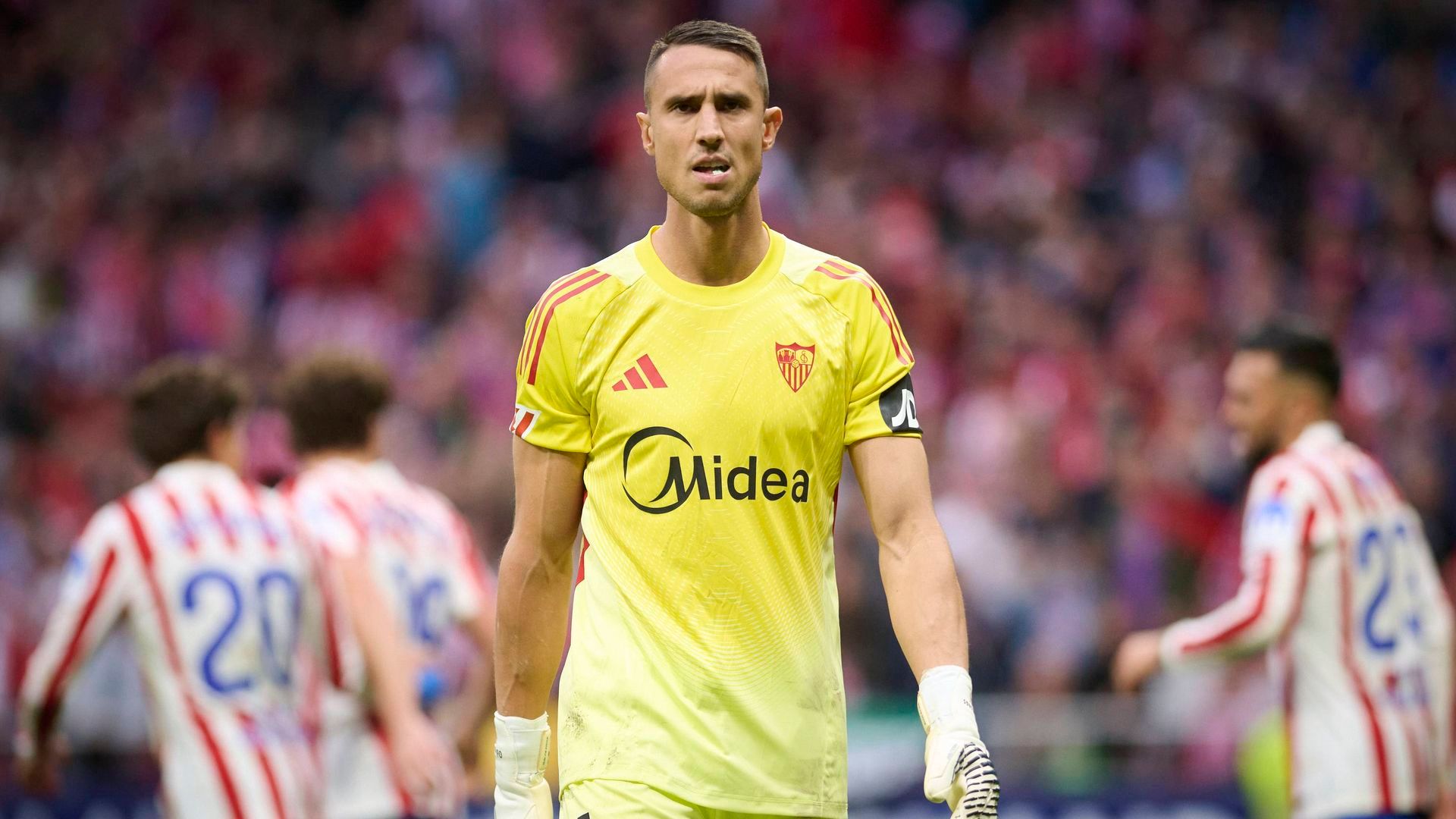 Odysseas Vlachodimos, con el Sevilla