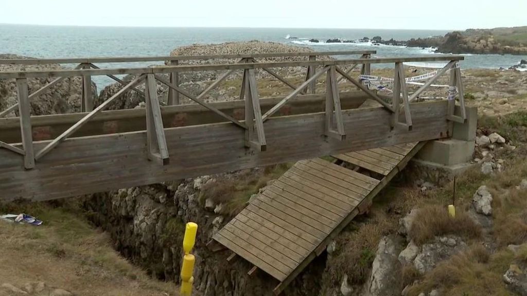 Tragedia en la pasarela de El Bocal: una adjudicación a la baja y la falta de una viga que fue mortal