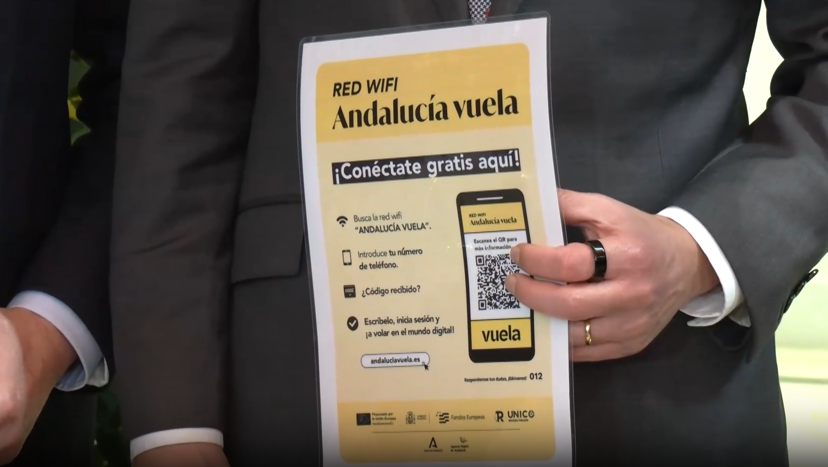 Cartel de información de la nueva red wifi gratuita en los hospitales