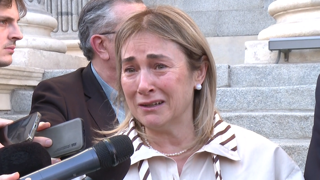 La madre de Marta Calvo, rota tras rechazarse extender la prisión permanente a los asesinos que oculten el cadáver: "Que tenga que oír eso..."