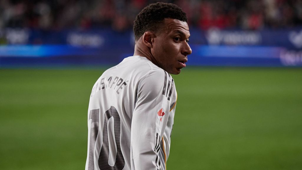 Siro López confía en que la federación francesa no convoque a Mbappé en marzo: "Se juega mucho"