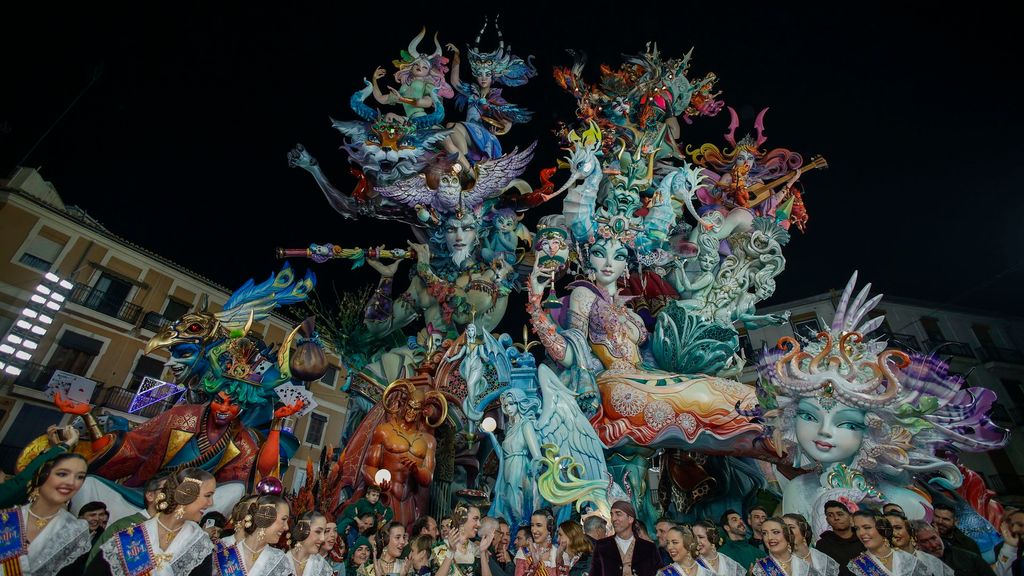 'Redimonis' gana el primer premio de la sección Especial de las Fallas 2026
