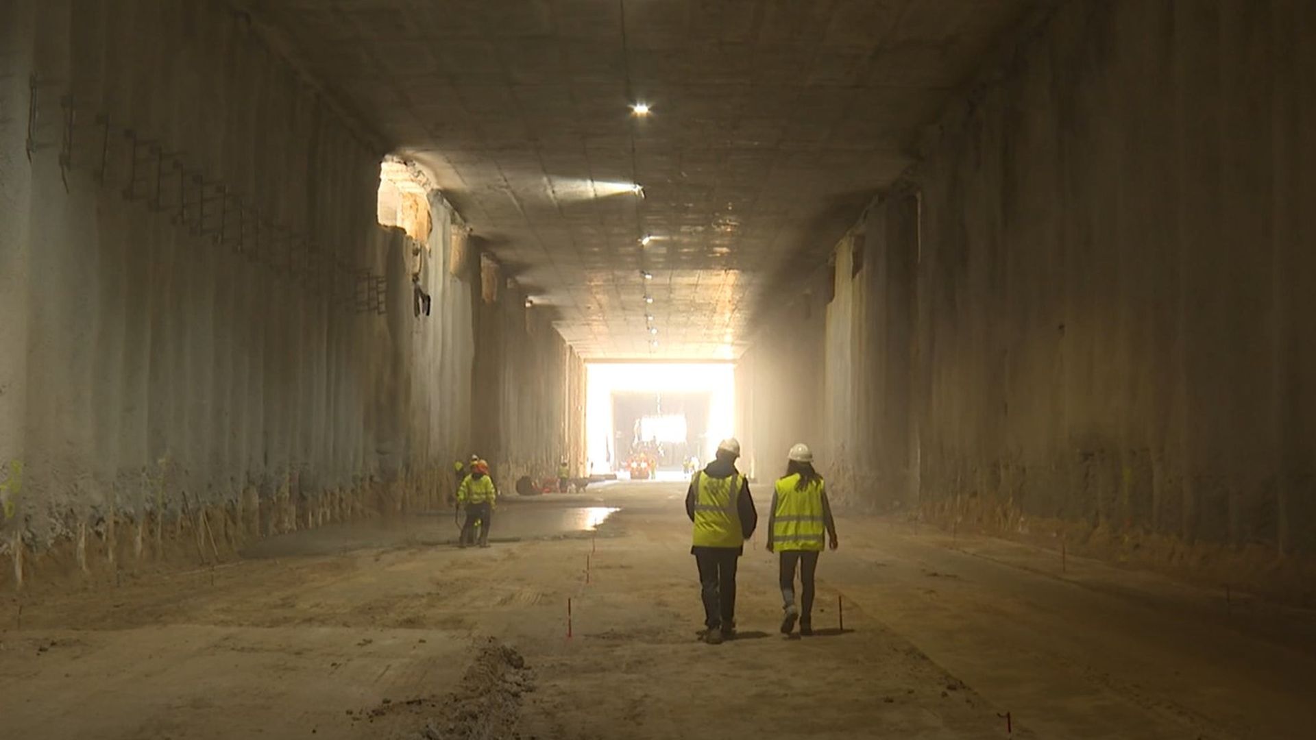 Túnel de entrada de la A5: a finales año, acabada