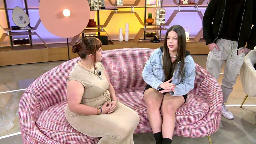 Naiara culpa a su amiga Saray de apartarse de ella en su embarazo y estalla la tensión por sus respectivos novios: "Me trata y me habla mal"