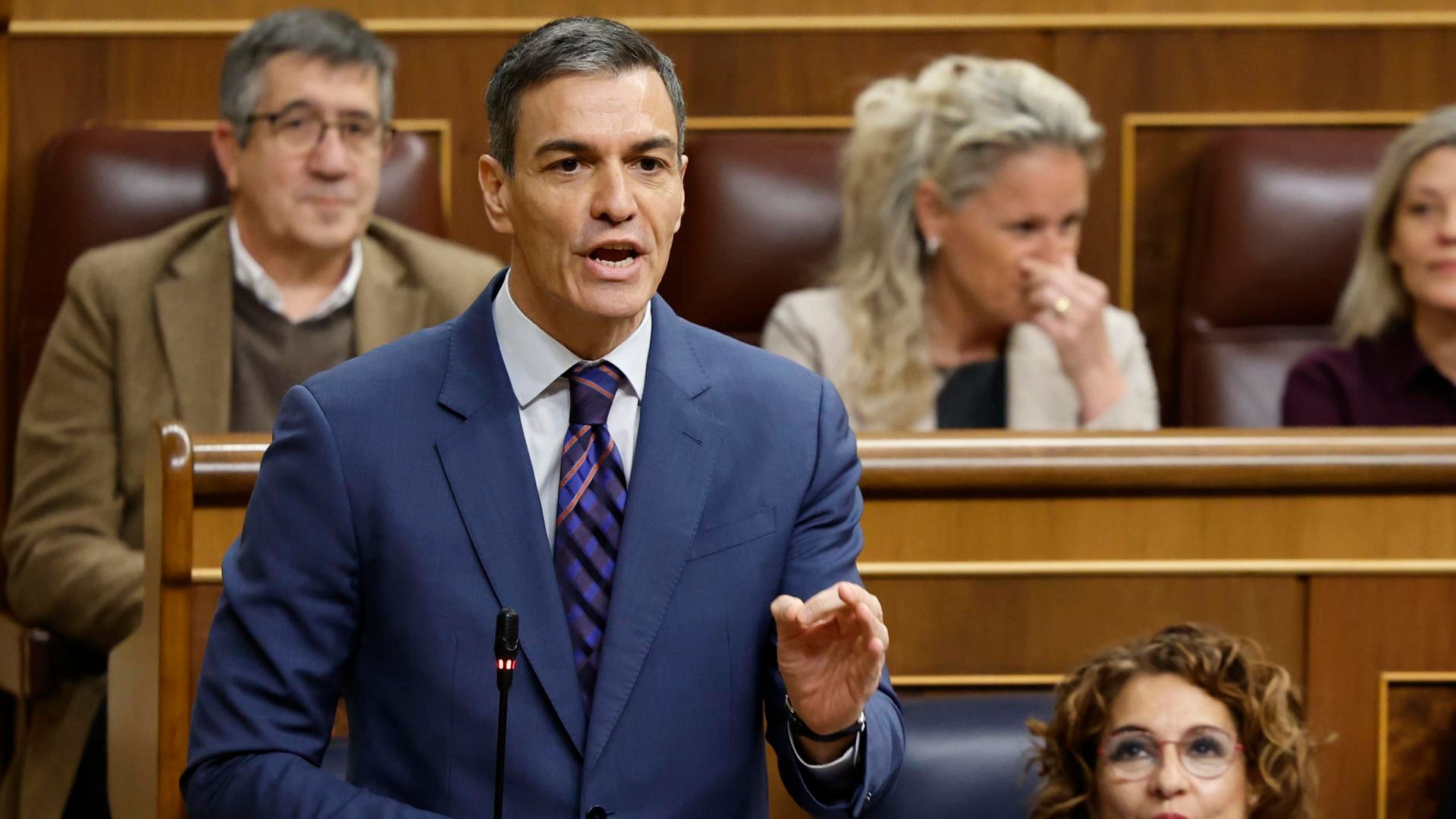 El presidente del Gobierno responde en el Congreso de los diputados.