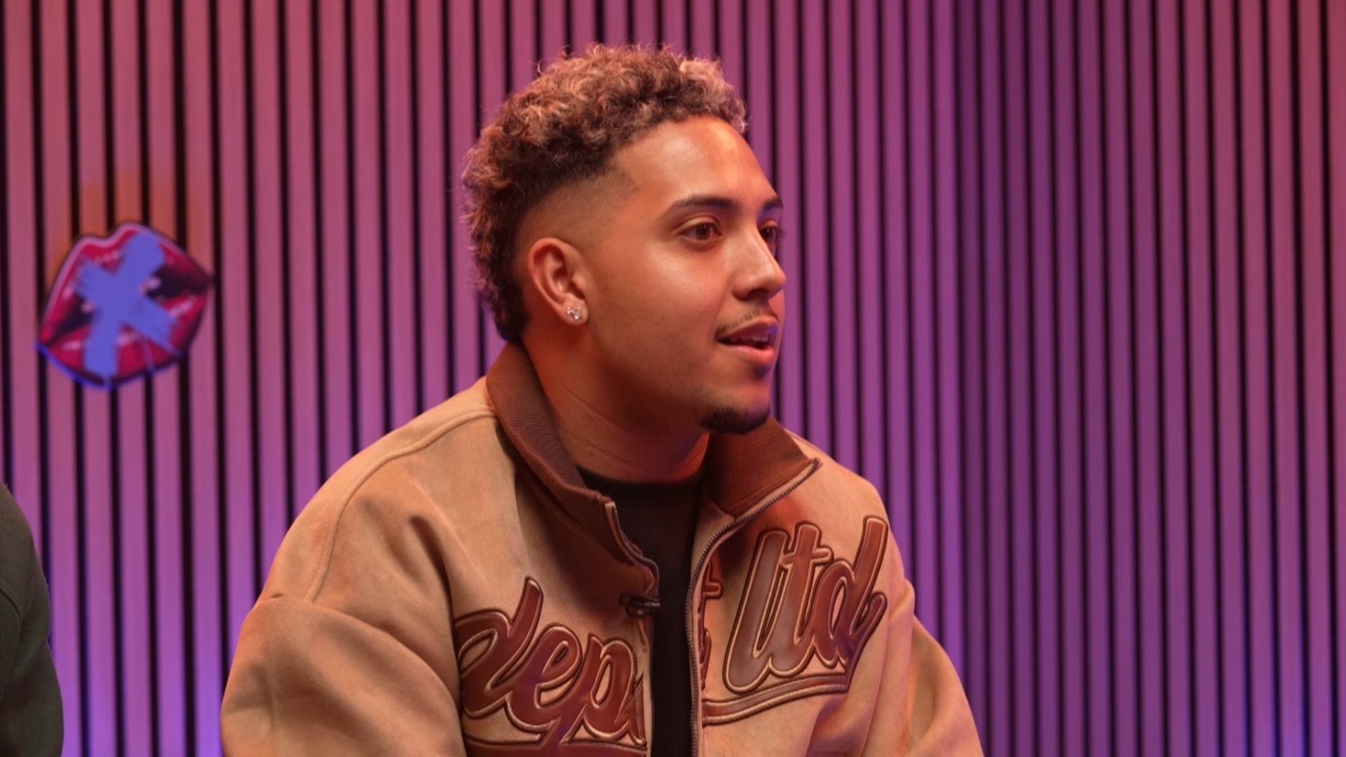 Gilbert confiesa si está enamorado de Helena: "No tengo ningún miedo en admitirlo"