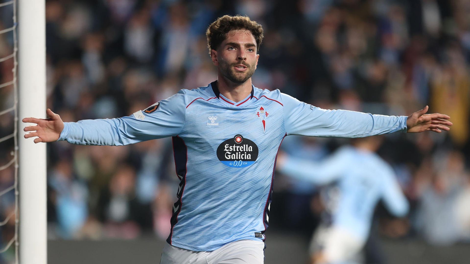 Javi Rueda celebra su gol en el Celta-Lyon