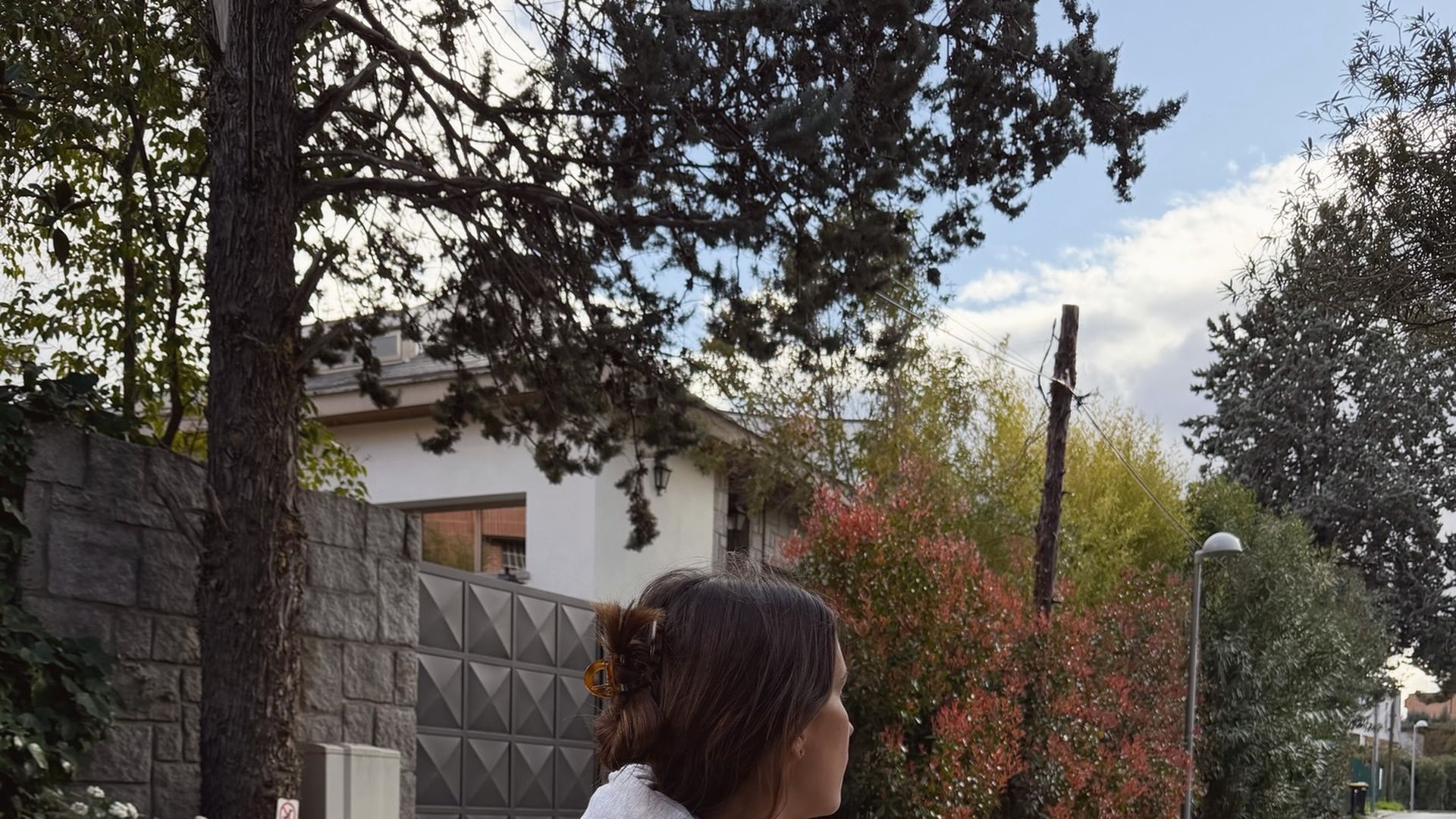 María Pombo, con Mariana, su bebé, en brazos