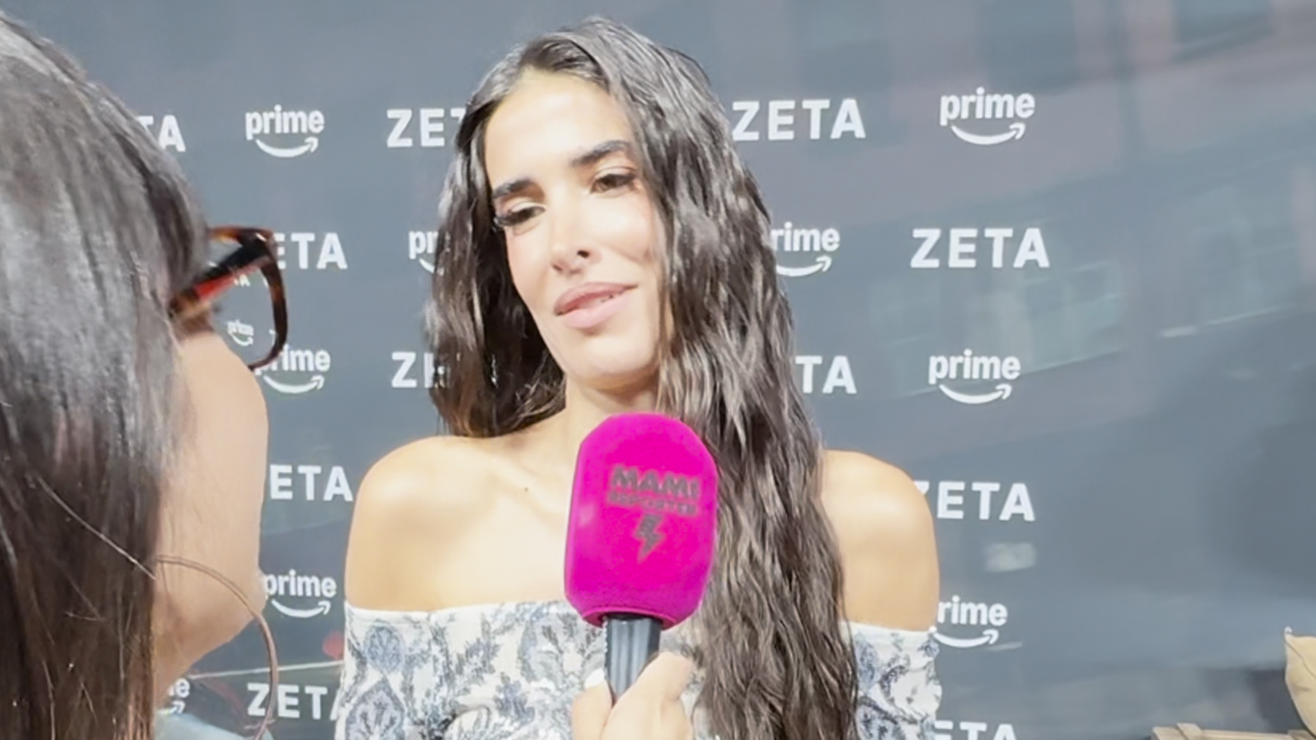 ¿Qué harías si tu pareja te espía el móvil?: Lidia Torrent responde